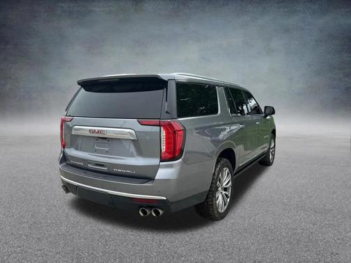 Satin Steel Metallic 2022 GMC Yukon XL Denali