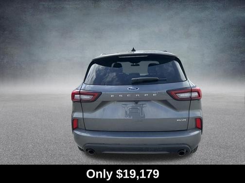 CARBONIZED GRAY METALLIC 2024 Ford Escape ST-Line