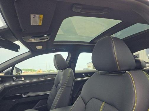 2025 Kia K5 GT