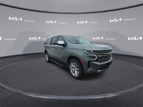 2023 Chevrolet Suburban Premier