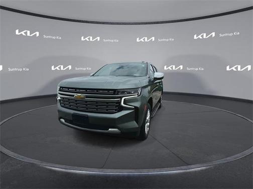 2023 Chevrolet Suburban Premier