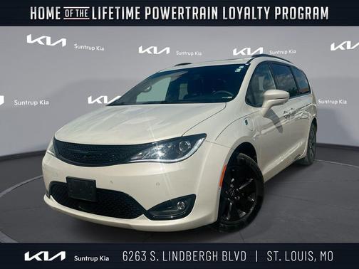 2020 Chrysler Pacifica Hybrid Limited