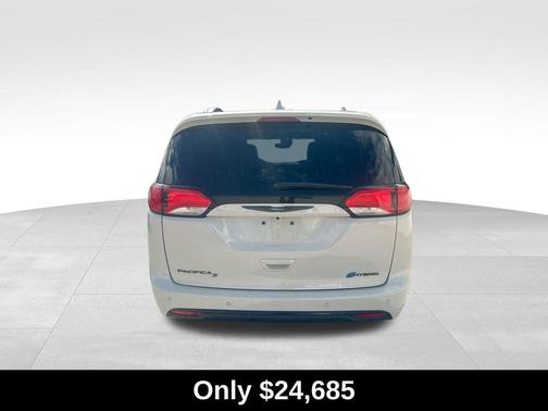 2020 Chrysler Pacifica Hybrid Limited