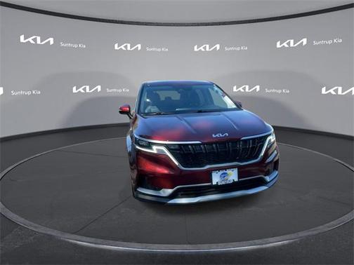 2023 Kia Carnival LX