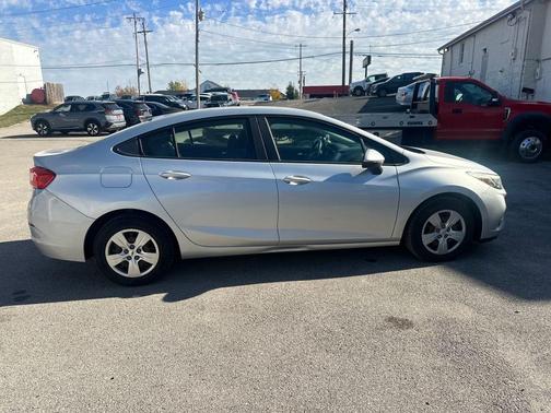 2017 Chevrolet Cruze LS