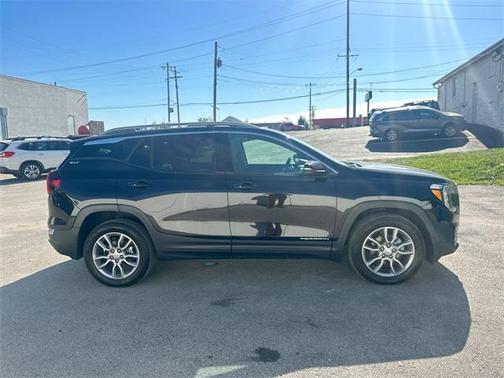 2022 GMC Terrain SLT