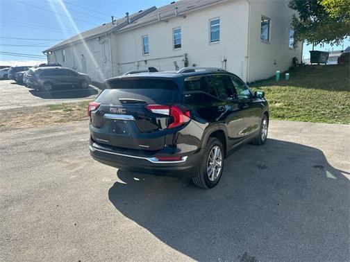 2022 GMC Terrain SLT
