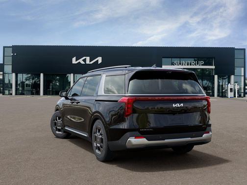 Aurora Black Pearl 2026 Kia Carnival Hybrid SX