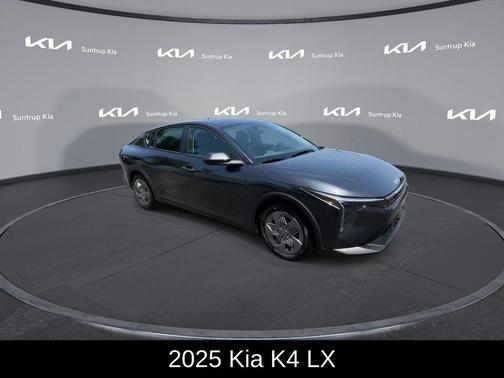 2025 Kia K4 LX