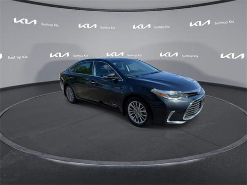 2016 Toyota Avalon Hybrid XLE Plus