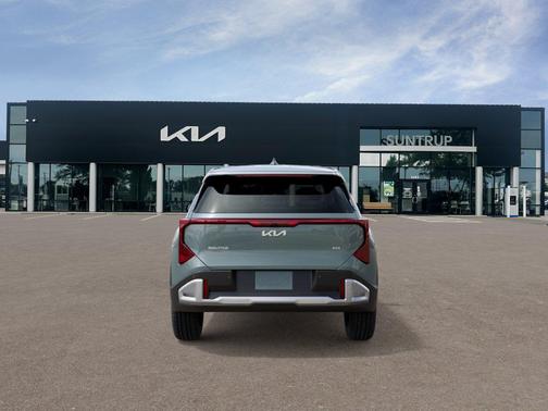 Green 2027 Kia Seltos EX