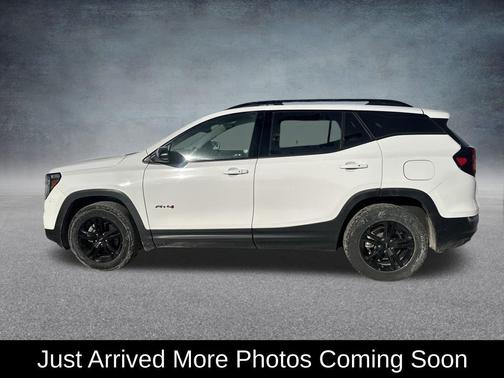 2023 GMC Terrain AWD AT4