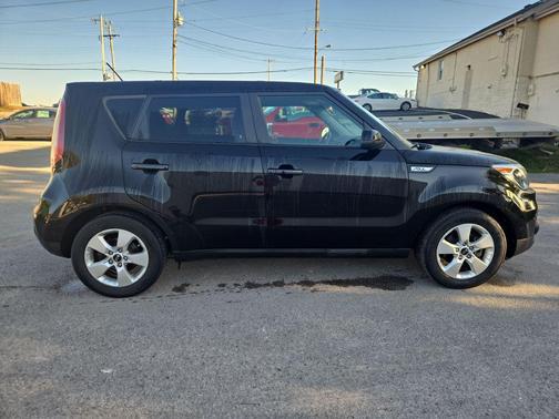 2017 Kia Soul Base