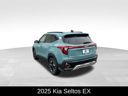 2025 Kia Seltos EX