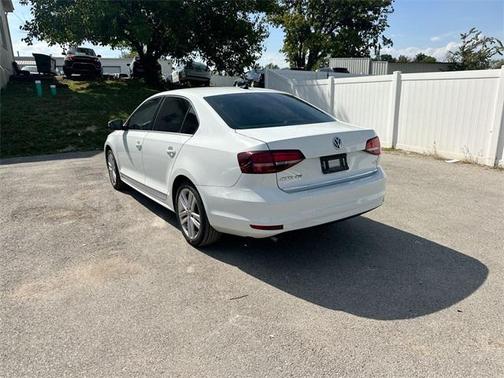 2017 Volkswagen Jetta 1.8T SEL
