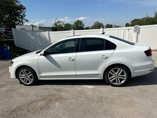 2017 Volkswagen Jetta 1.8T SEL