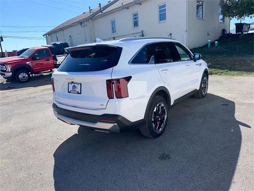 2024 Kia Sorento S