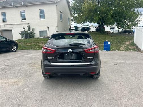 2021 Nissan Rogue Sport SV