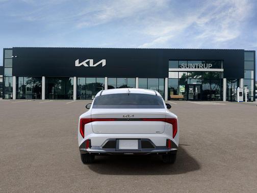 Snow White 2026 Kia K4 GT-Line Turbo
