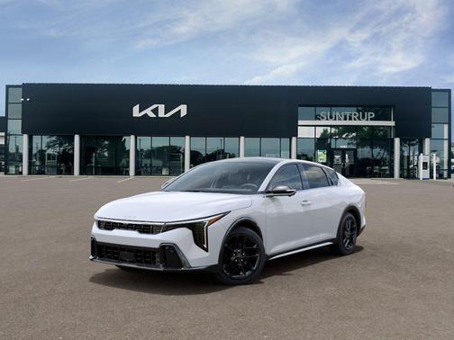 Snow White 2026 Kia K4 GT-Line Turbo