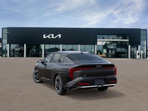 2025 Kia K4 EX