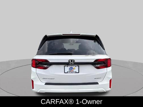 White 2025 Honda Odyssey Sport-L