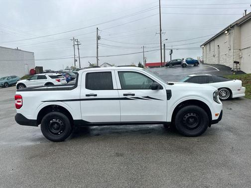 2025 Ford Maverick XL