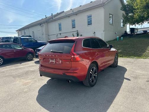 2020 Volvo XC60 T6 Momentum