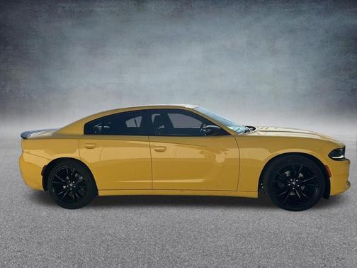 2017 Dodge Charger SE