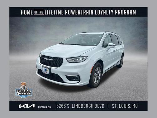 Bright White Clearcoat 2022 Chrysler Pacifica Limited