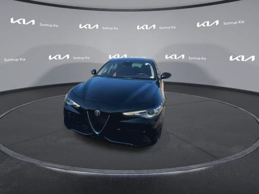 2017 Alfa Romeo Giulia Ti