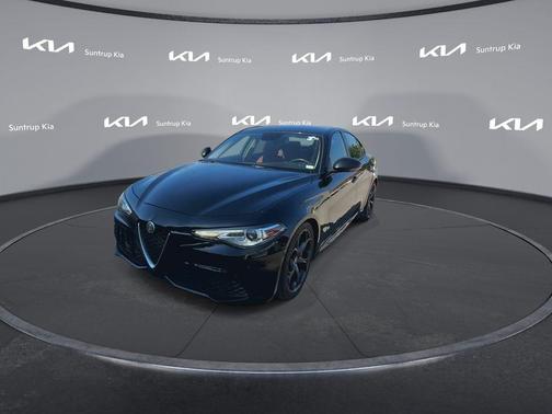 2017 Alfa Romeo Giulia Ti