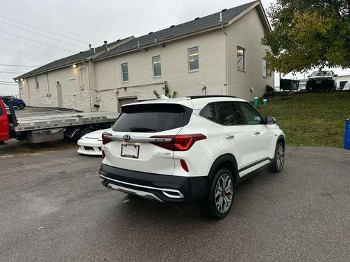 2021 Kia Seltos SX Turbo