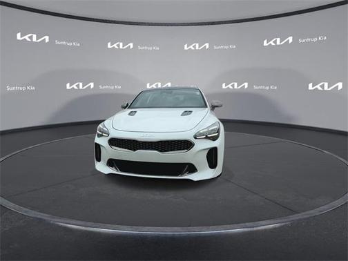 2022 Kia Stinger GT1