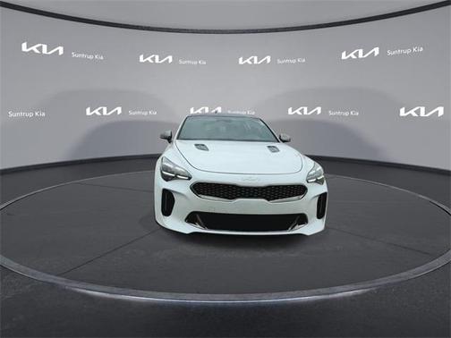2022 Kia Stinger GT1