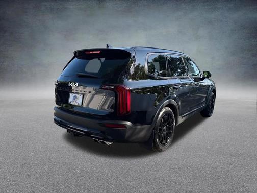 Black Copper 2022 Kia Telluride SX
