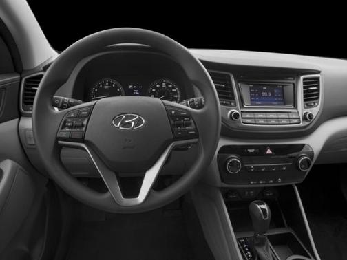 2017 Hyundai TUCSON SE Plus
