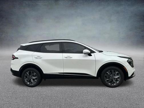 Snow White Pearl 2023 Kia Sportage Hybrid SX-Prestige