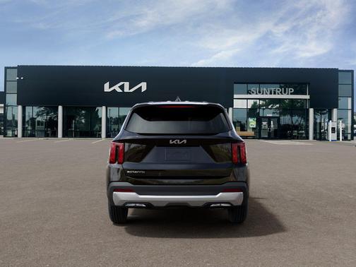 Black Ebony 2026 Kia Sorento LX