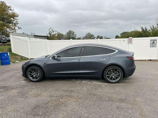 2019 Tesla Model 3 Standard Range
