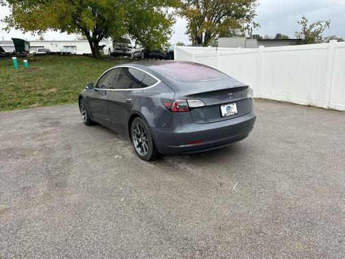 2019 Tesla Model 3 Standard Range