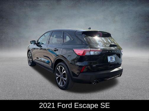 Black Metallic 2021 Ford Escape SE