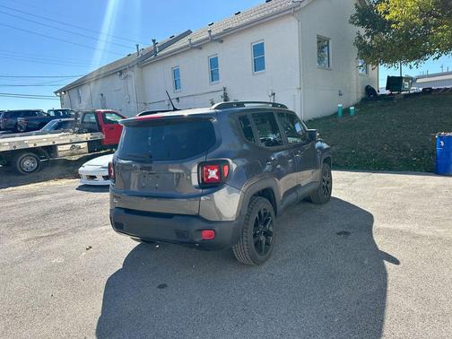 2017 Jeep Renegade Altitude