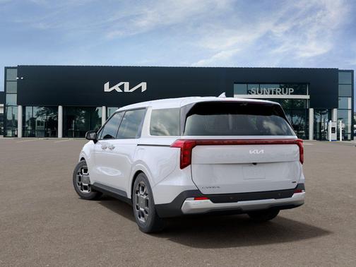 Snow White Pearl 2026 Kia Carnival Hybrid EX