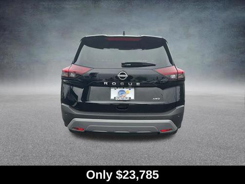 Super Black 2023 Nissan Rogue S