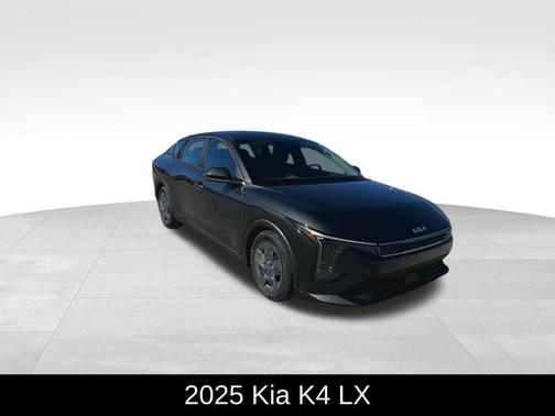 2025 Kia K4 LX