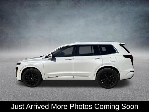 2024 Cadillac XT6 Luxury FWD