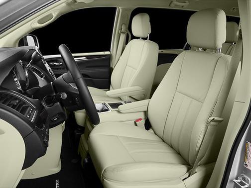 2014 Chrysler Town & Country Touring-L