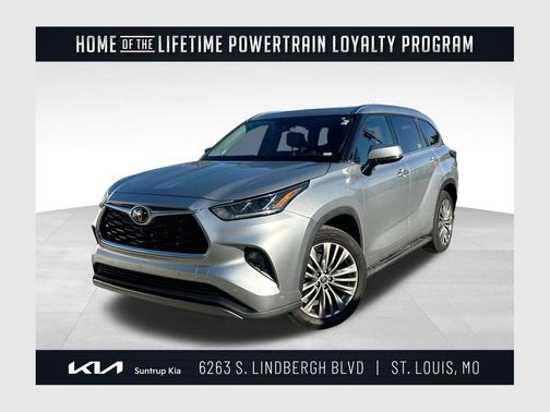 2022 Toyota Highlander Platinum