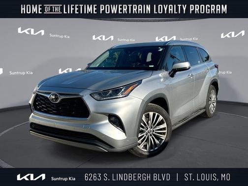 2022 Toyota Highlander Platinum